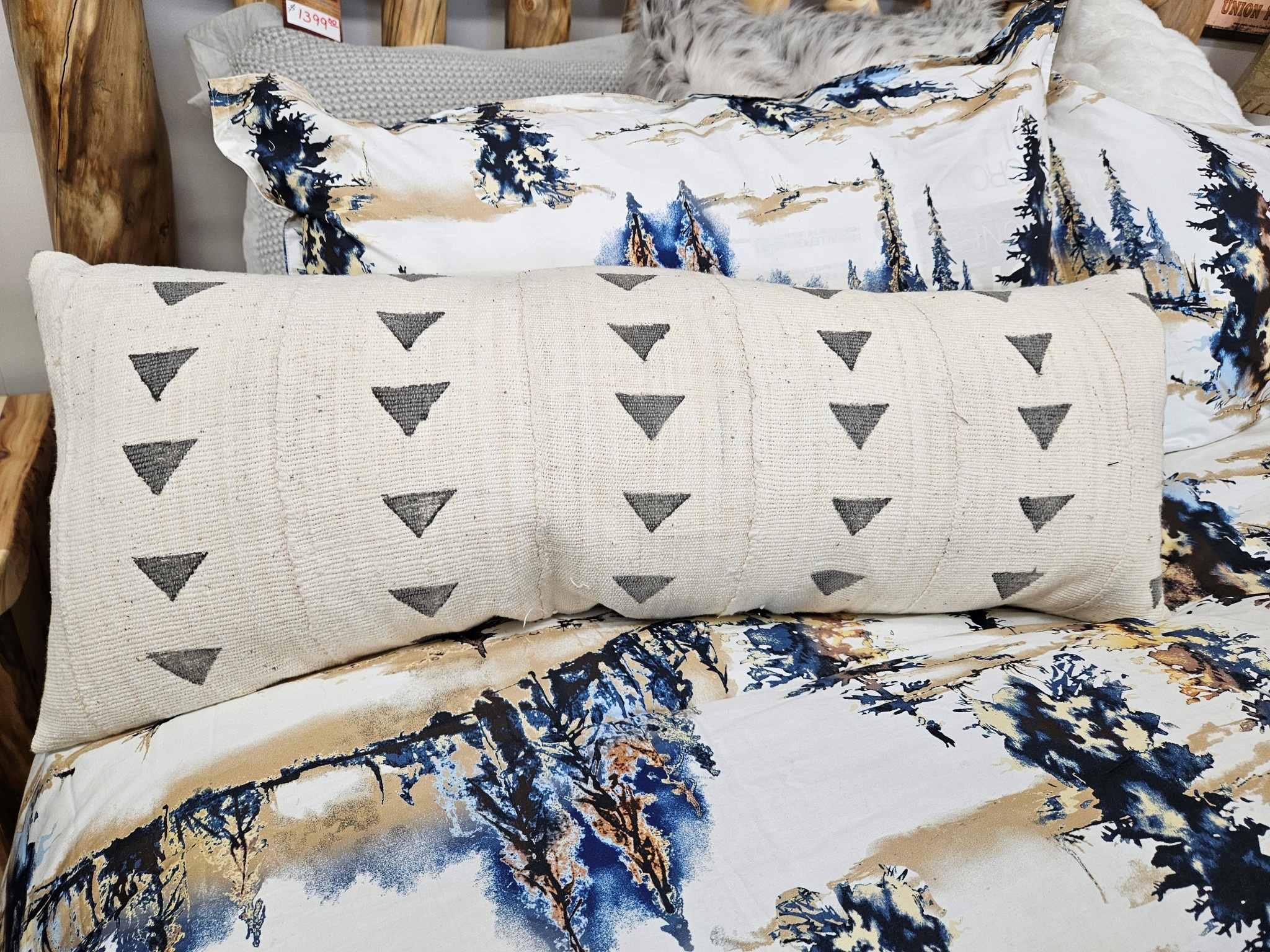 uberchic 36" Lumbar Pillow