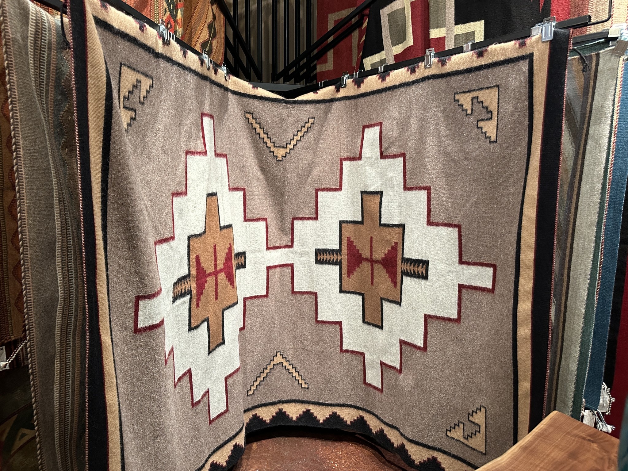 Co-Escalante Zapotec "Connected Diamond" 6.5x10, ER10842