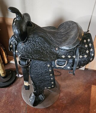 Antlerworx Saddle Bar Stool (Plow Disc Base)