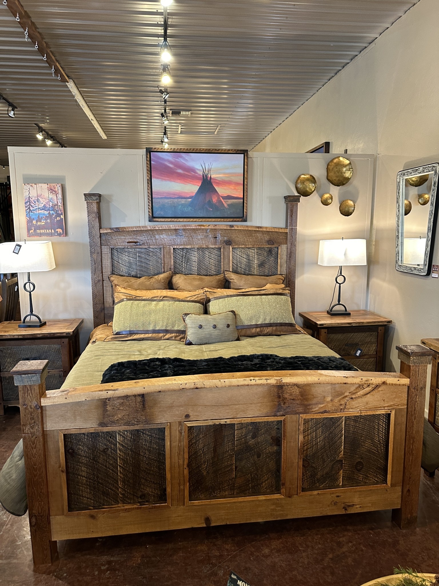 Green Gables Casper King Bed 79H x 84.5W  FB42H