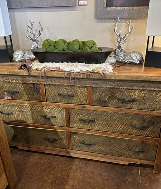 Green Gables Casper 7 Dwr Dresser 37X x 72W x 20.5D
