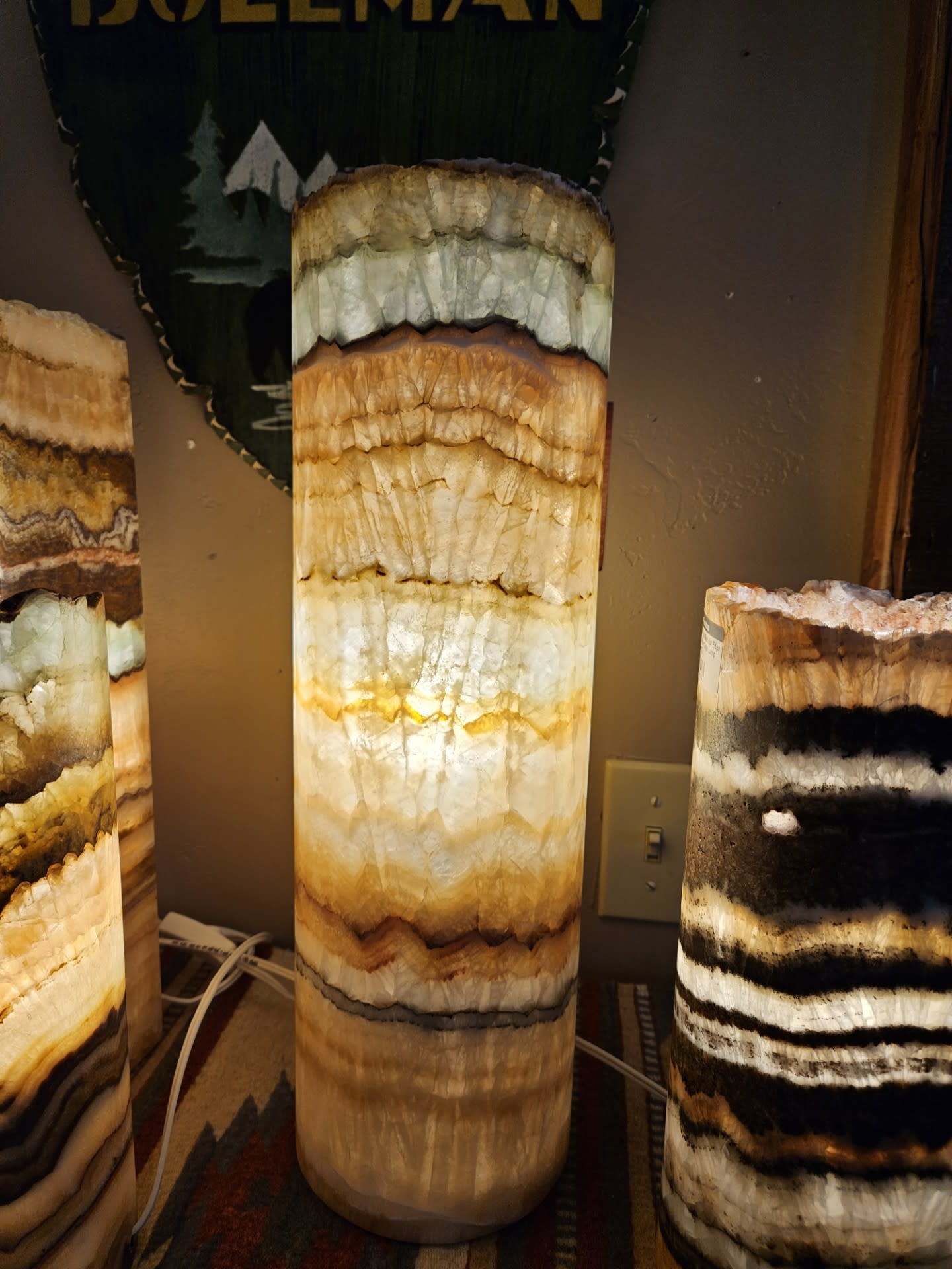 BS Trading 49 Cylinder Nat Aqua Edge Onyx Lamp 17.5x6
