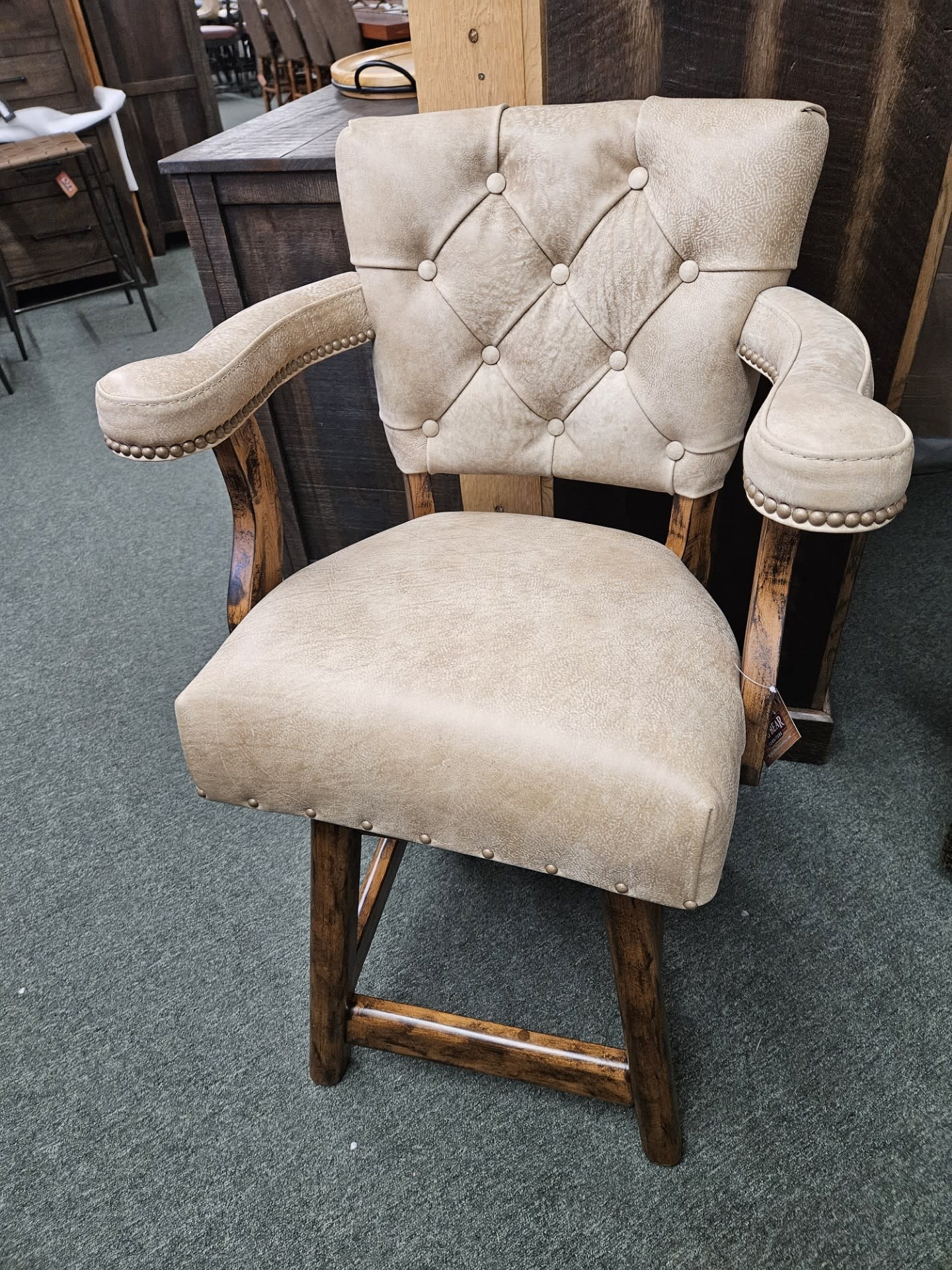 Omnia Ranch 26 Counter Stool w/Arms Gr 3