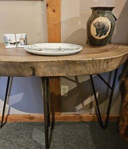 IFD 8683 Nat Parota Sofa Table 55x19x31