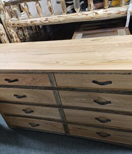 Green Gables Hampton Heath 8 Dwr Dresser 36Hx66Wx20D