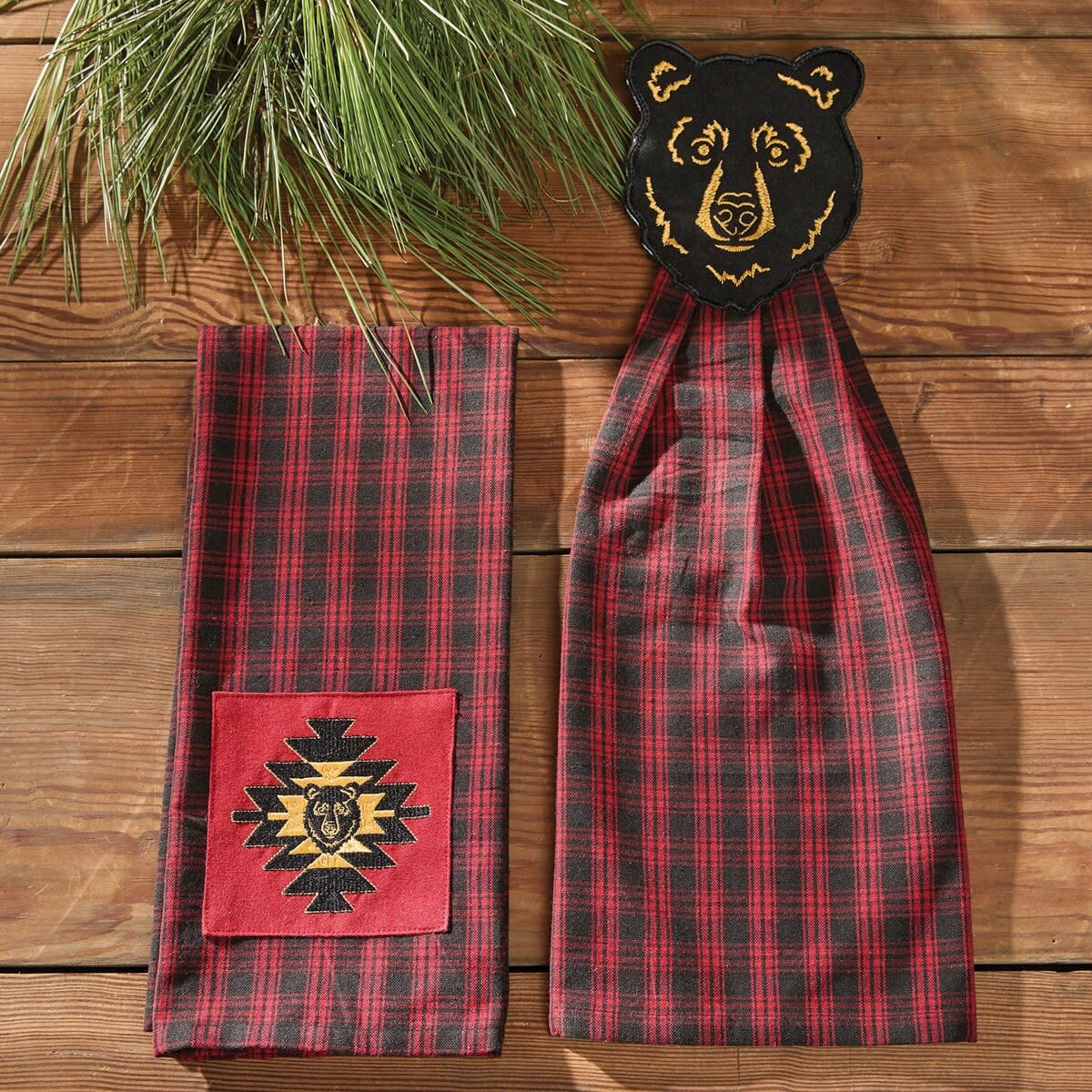 Park Design Black Bear Red Dawn Hand Towel