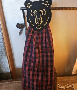 Park Design Black Bear Red Dawn Hand Towel