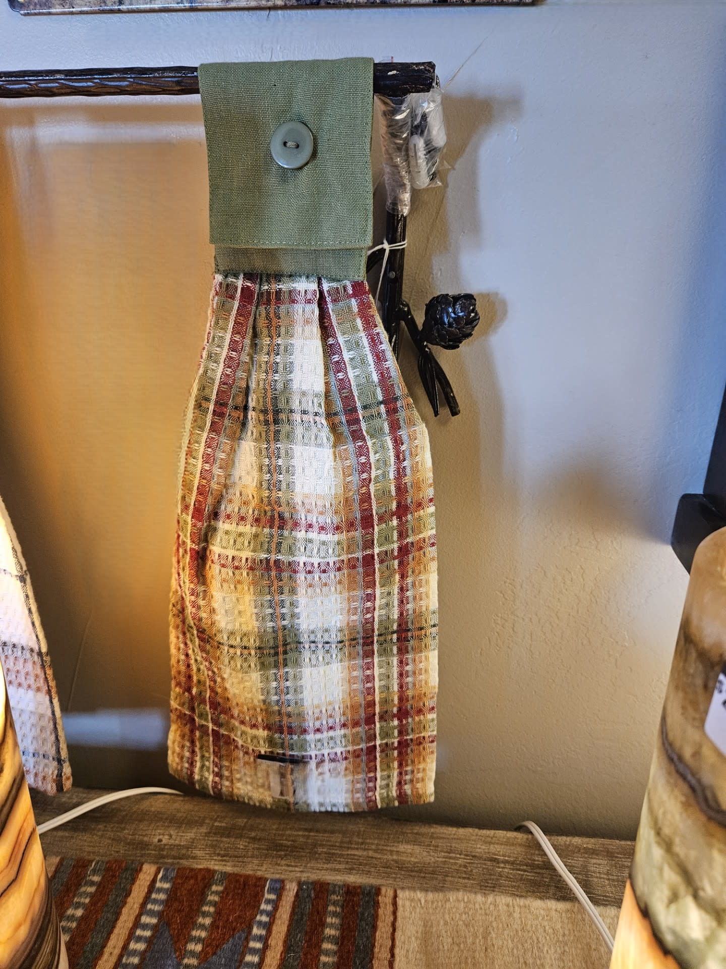 Park Design Lemon Pepper Hand Towel