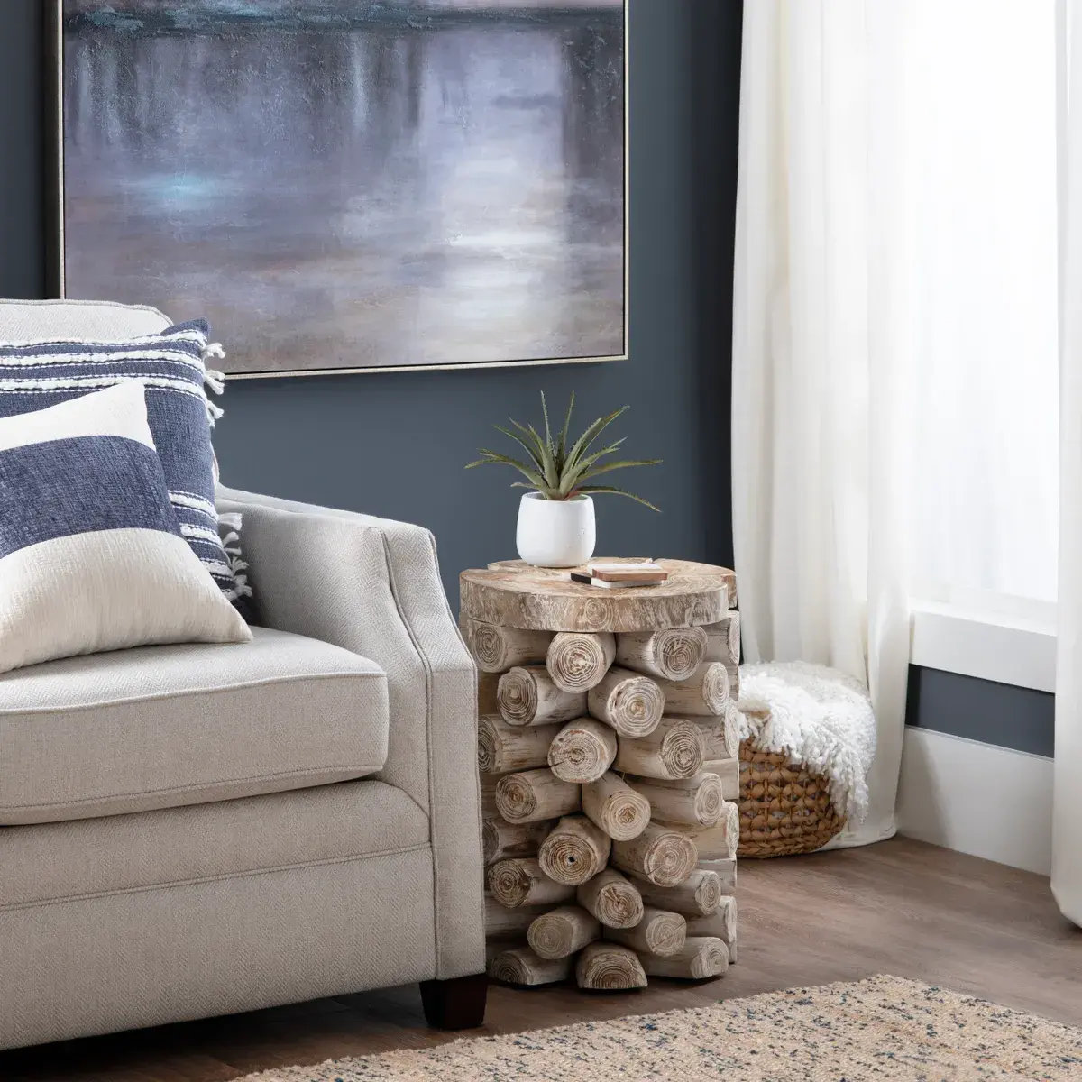 Crestview Serendipity Accent Table 16Dia x 22H