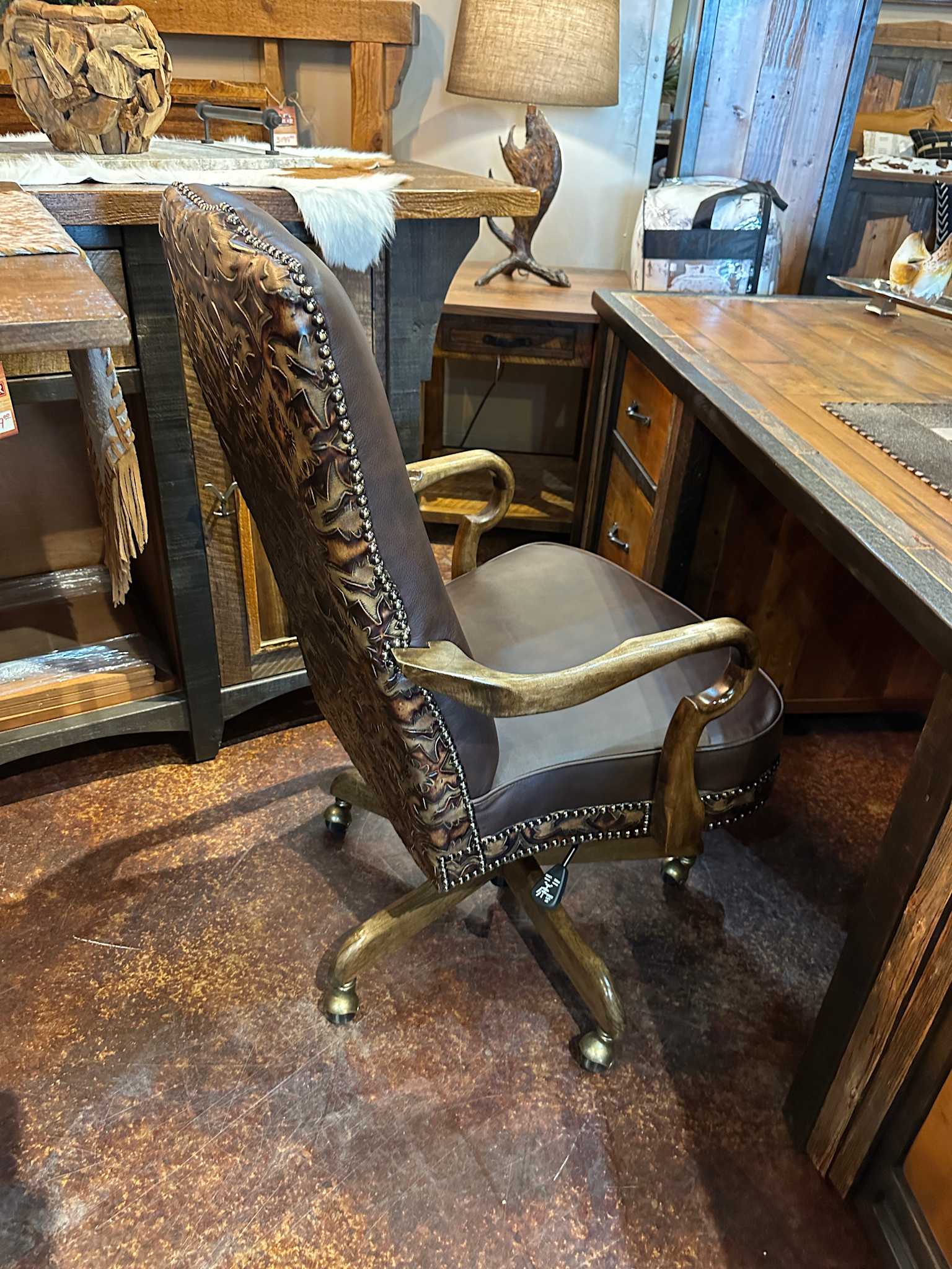 MCE Industries Leather Upholstered Office Chair (MCE)