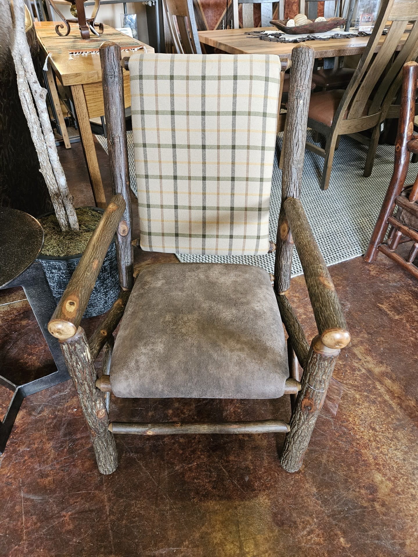 Old Hickory Leanback Chair 24Wx35Dx40H