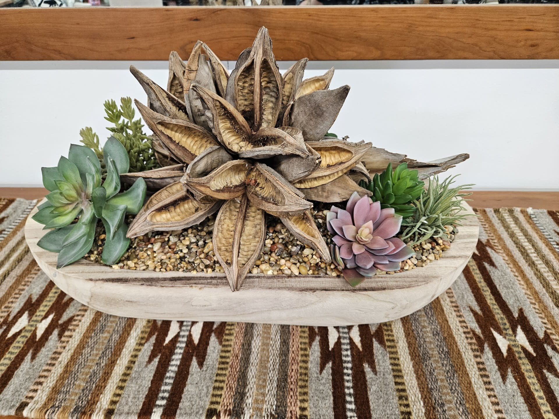 D&W Silks Star Pod,Echeveria,Succ. in Oval Ambrose Pl  23x12x11H