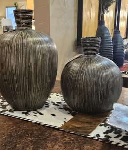 Uttermost Islander Black Vase-SMALL 10x12x10