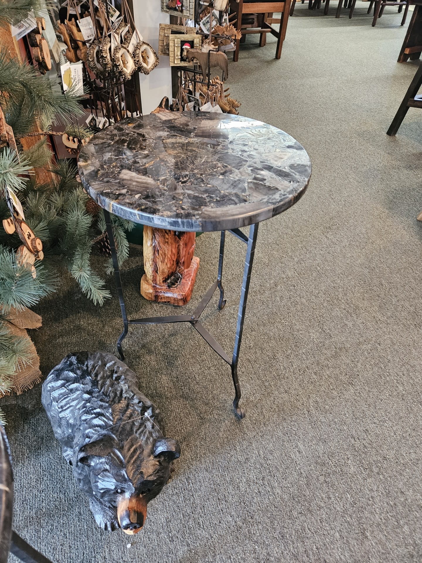 Crestview Pennington Petrified Wood Accent Table 16Dx24H