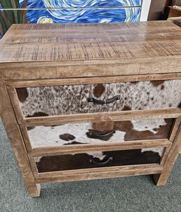 Crestview Fort Worth Cowhide 3 Dwr Chest  30x17x31