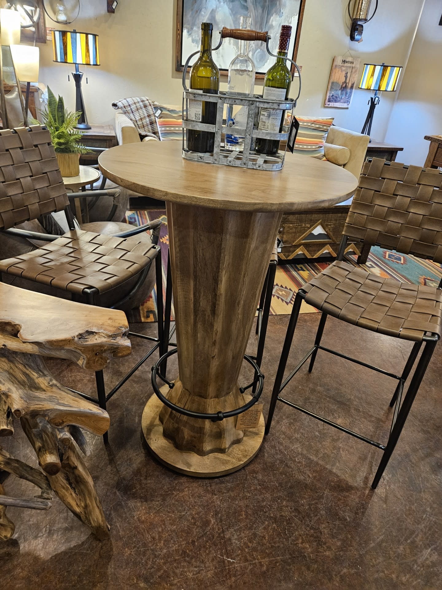 Crestview Cedar Creek Pub Table 28Dia x 42H