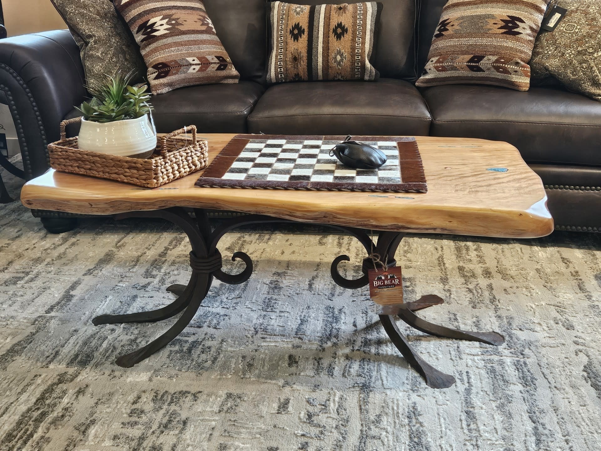 Timeless Timbers Timeless Timbers Prescott Coffee Table (Live Edge)