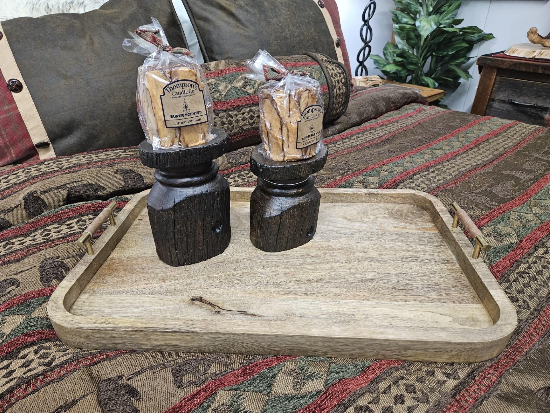 Renwil Mango Serving Tray 25x4x17