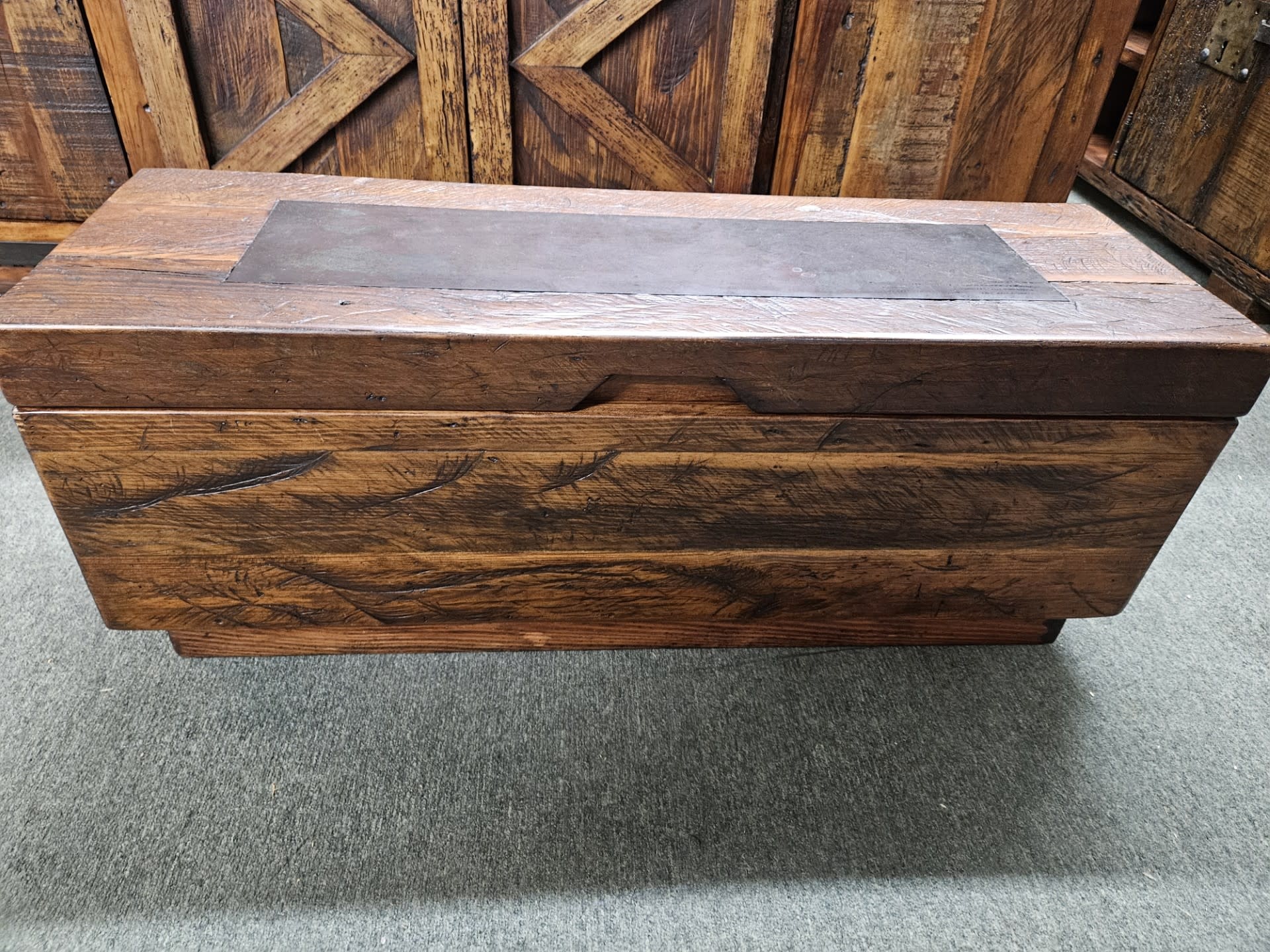 Artisans Isabella Side Table w/Storage 40x13x16H