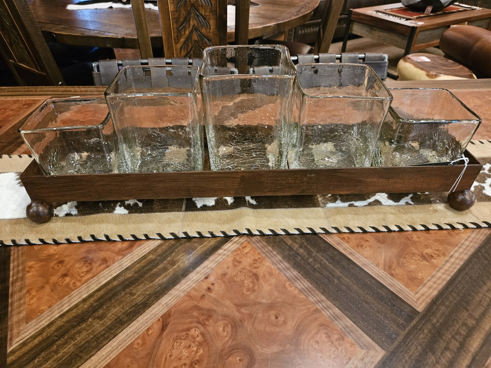 Artisans Crackled Set of 5 Candleholders on Iron Tray (CLEAR)