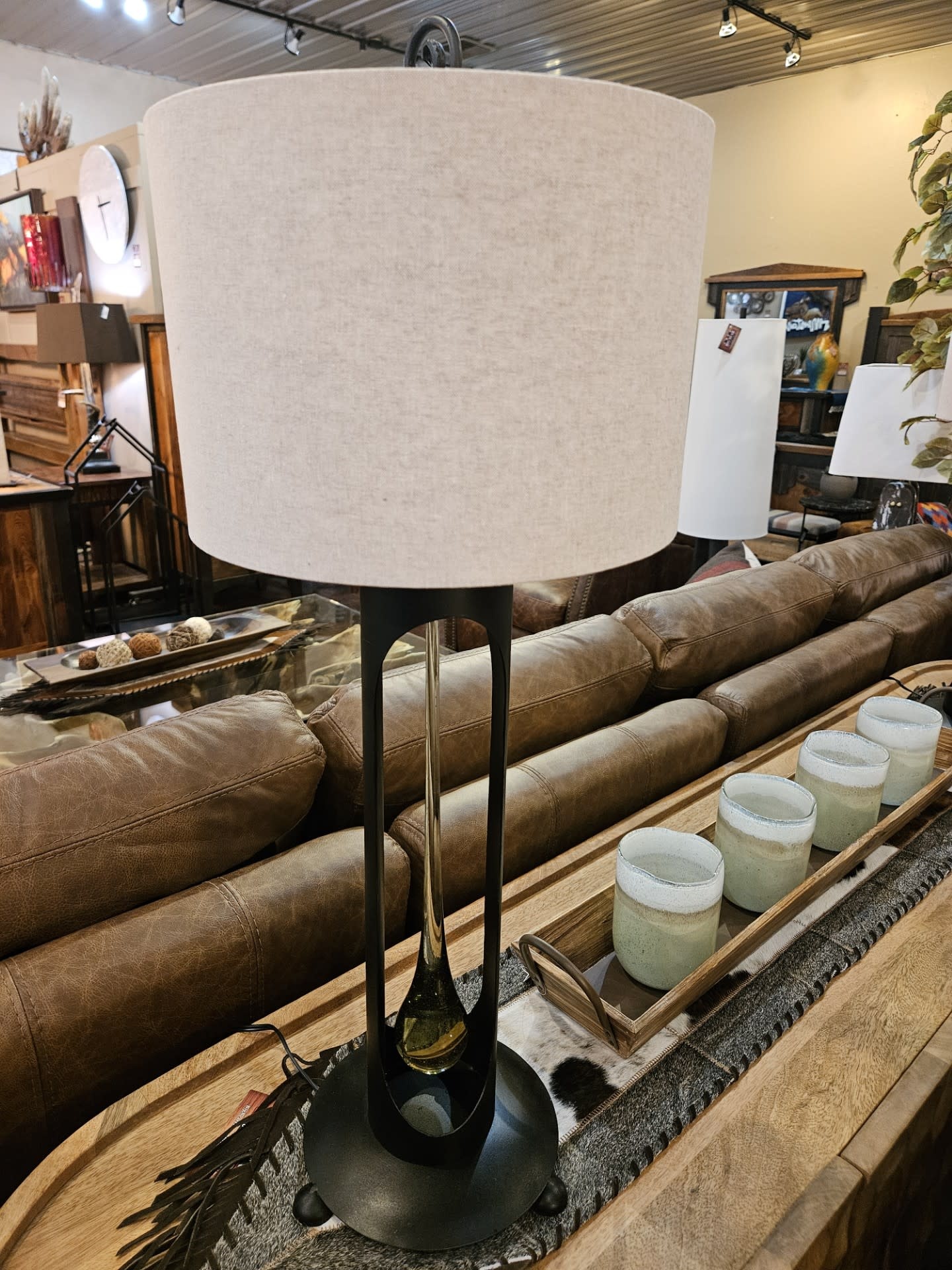 Artisans Arched Glass Tear Drop Table Lamp