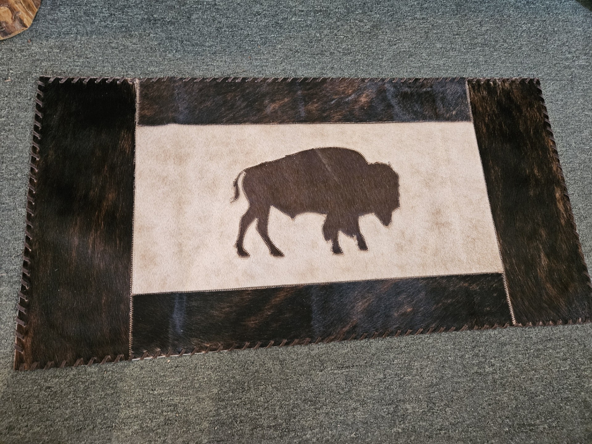 Gaucho Cowhide Single Buffalo 20x40 Rug