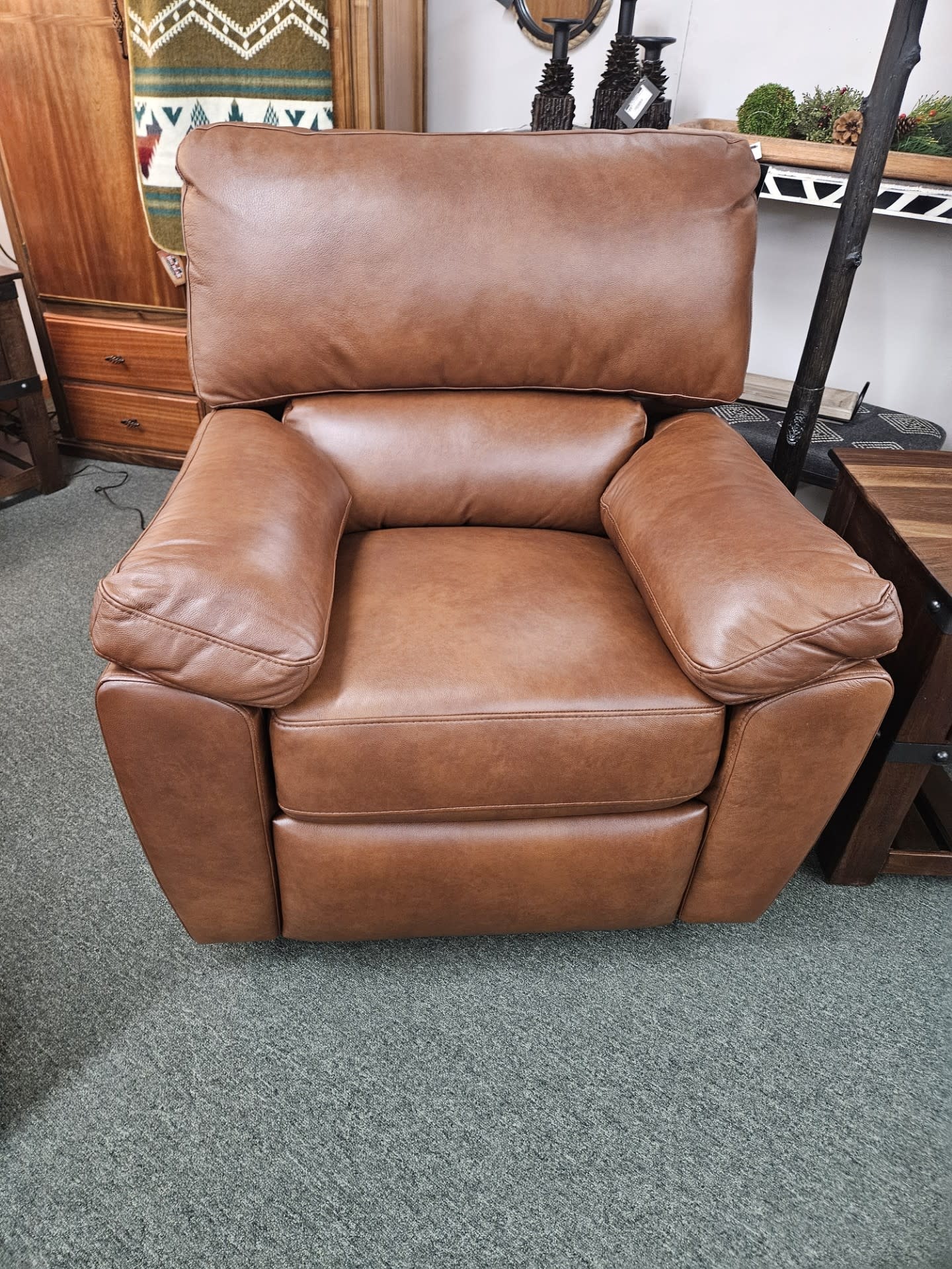 Omnia Vercelli Recliner
