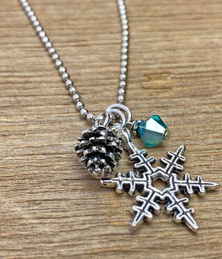 cool water jewelry NC499-199 Necklace: Great Outdoors Snowflake Pine/Turq/Cyrstal cool water jewelry NC499-199 Necklace: Great Outdoors Snowflake Pine/Turq/Cyrstal