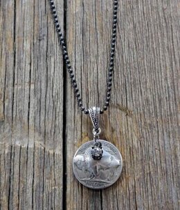 cool water jewelry NC508 Necklace: Plains Buffalo/Rhinestone cool water jewelry NC508 Necklace: Plains Buffalo/Rhinestone