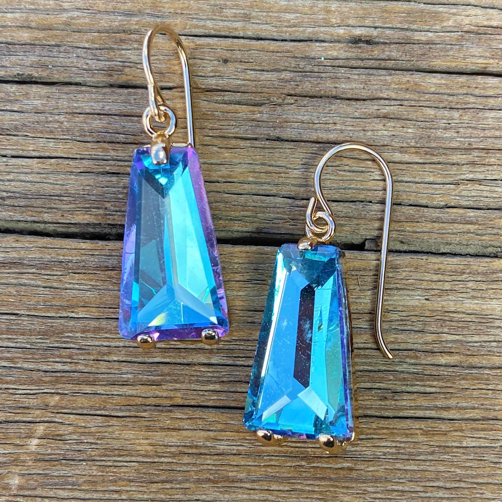 cool water jewelry EW812-198 Earring:  Waters Edge Blue Trapezoid