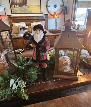 Melrose 16.5" Resin Santa