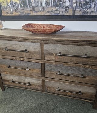 IFD 5781 Town 6 Dwr Dresser 61x18x38H