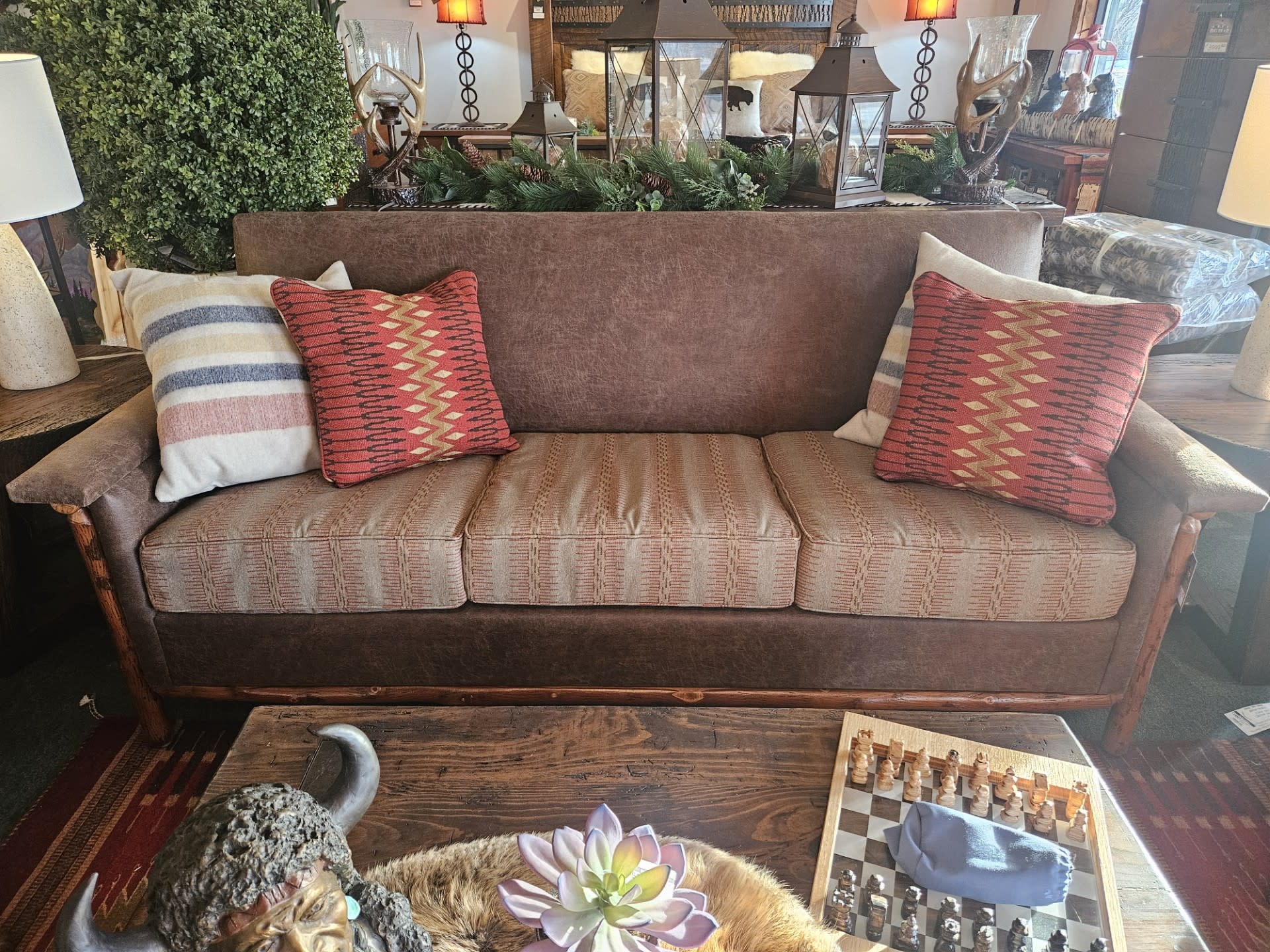 Old Hickory Don't Feed the Bears Sofa w/Pillows 85Wx37Dx37H