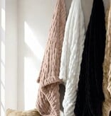 Hiend Ruched Rabbit Throw 50x60 - CREAM