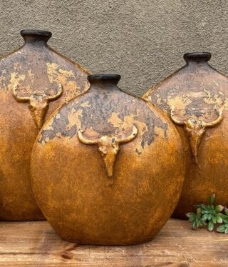 Artisans Round Steer Brown Clay Vase-MEDIUM