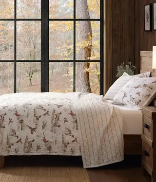 Hiend Hunt Life 2pc TWIN, White Quilt Set