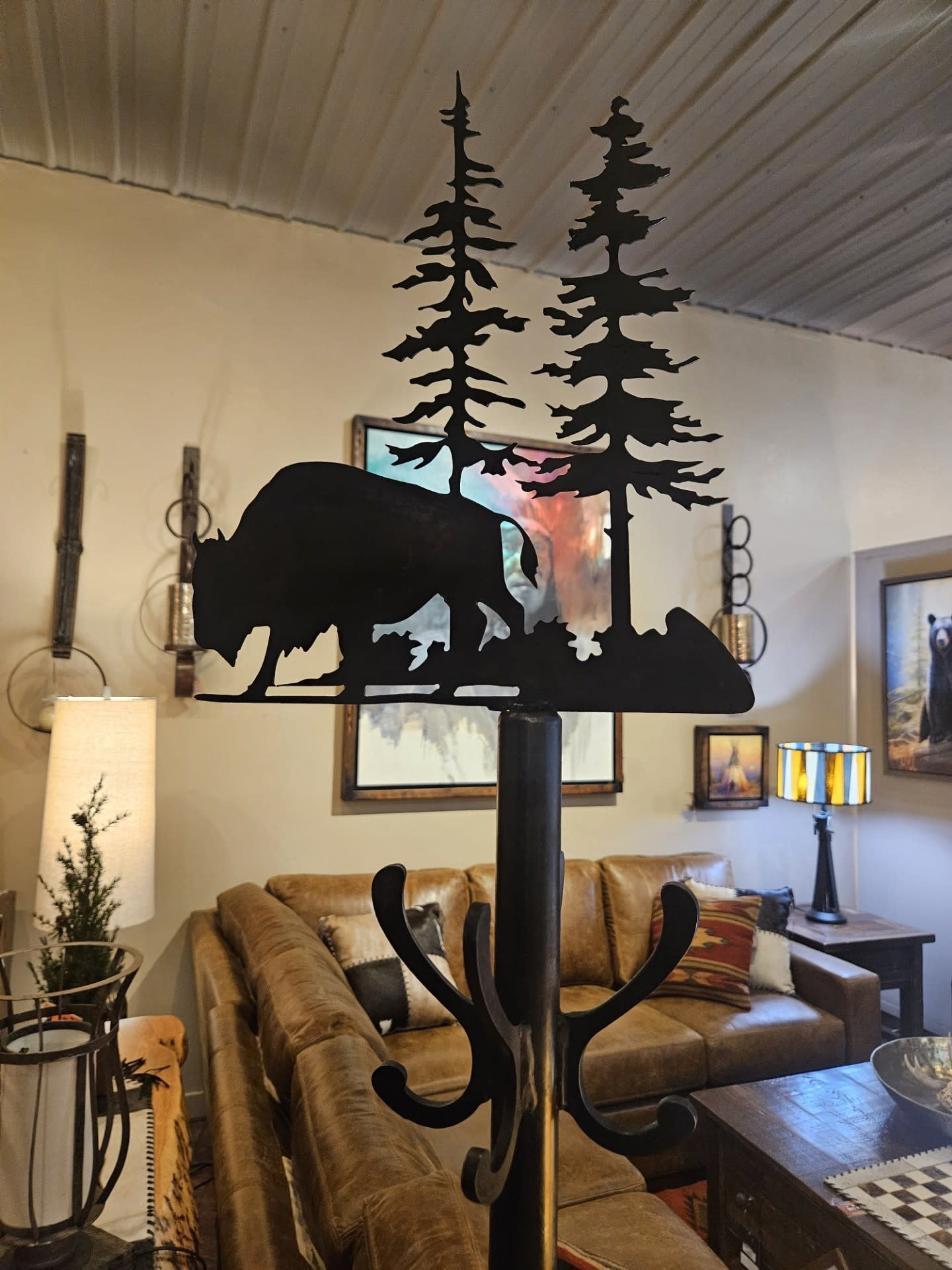 Hammer Standing Metal Coat/Hall Tree