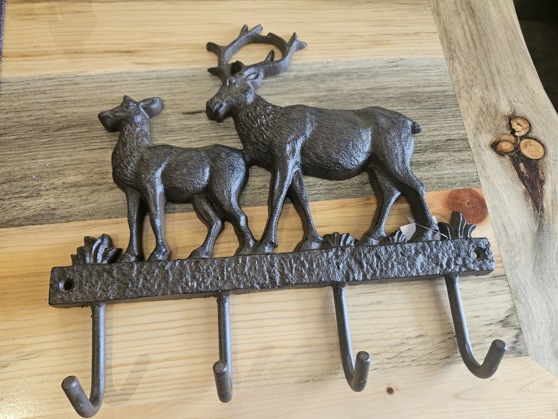 Upper Deck 2948 Large Deer 4 Hook Rack