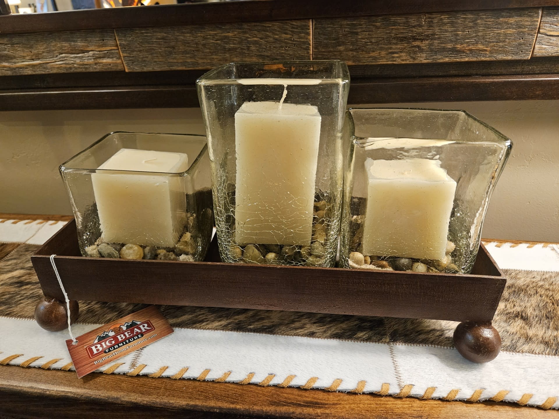 Artisans Crackled Set of 3 Candleholders w/Iron Tray (CLEAR) w/candles