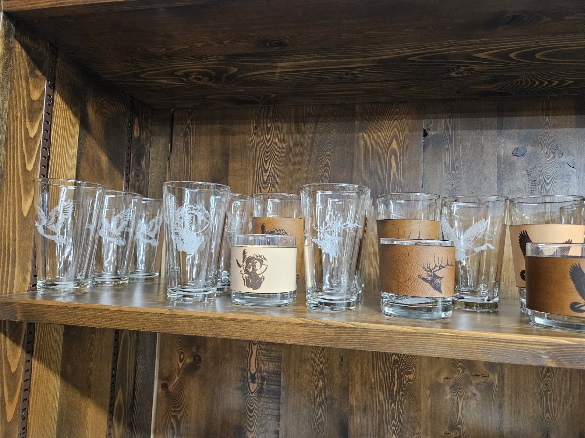 Pioneer PINT Glass with Engraved Leather Sleeve