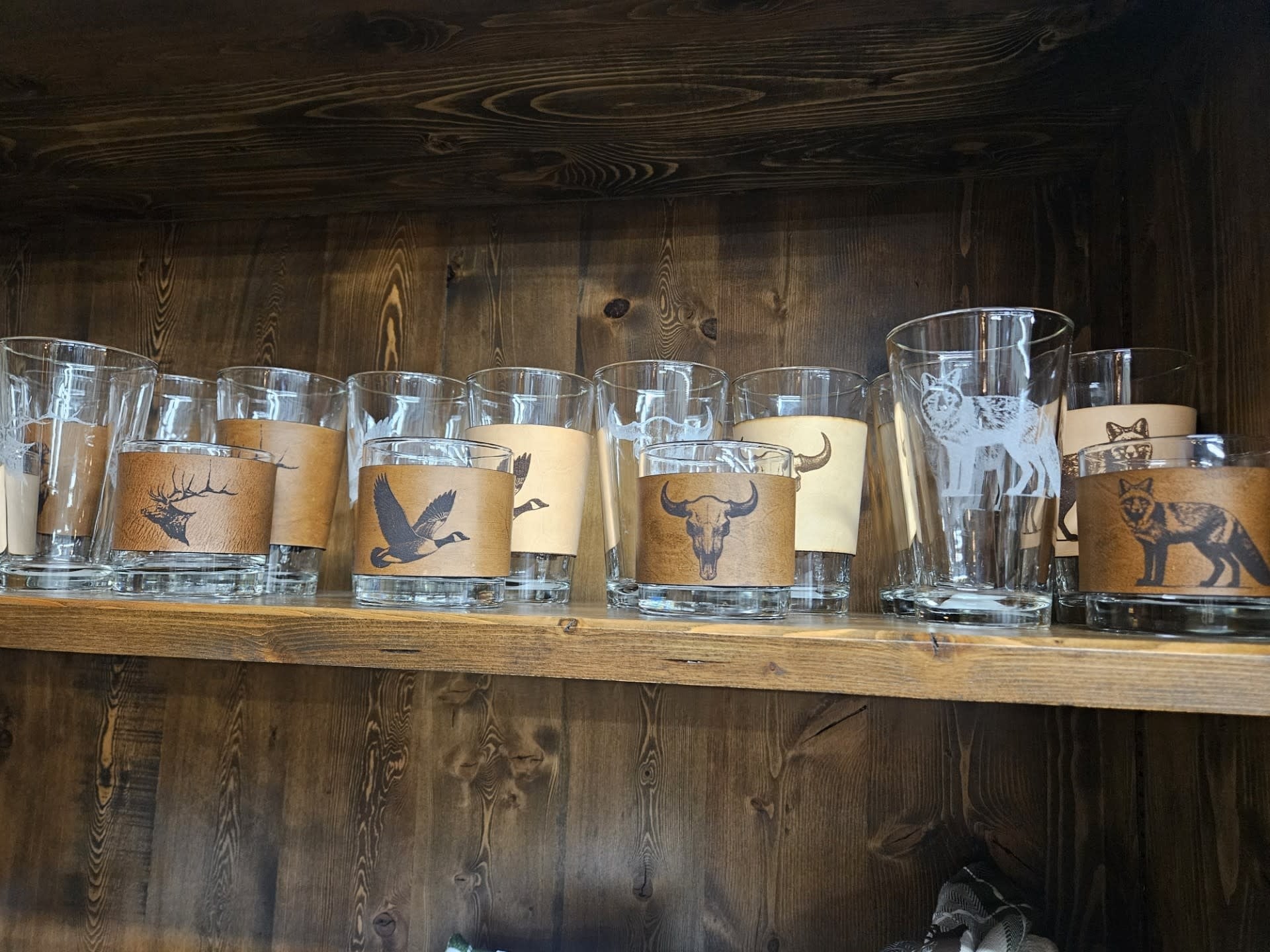 Pioneer PINT Glass with Engraved Leather Sleeve