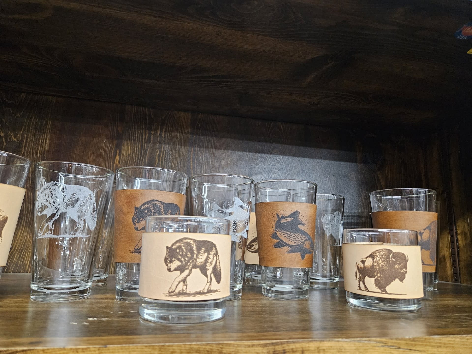 Pioneer PINT Glass with Engraved Leather Sleeve