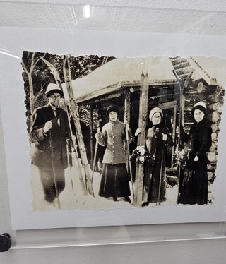 TAC Vintage Ski Lodge III (Skiers at Cabin)