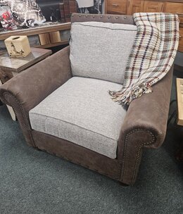 IMF 12919TN-20 Breckenridge Chair 42L x 36H x 39D