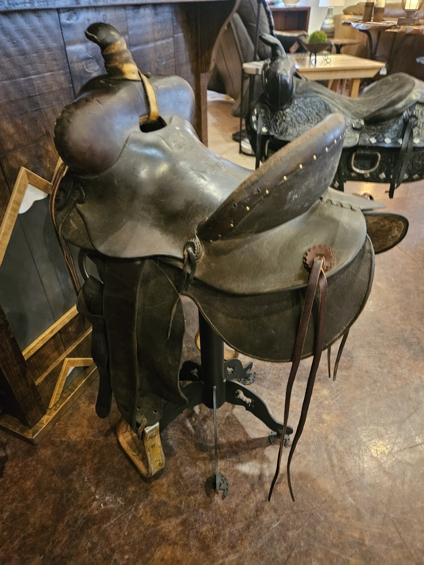 MCE Industries Saddle Bar Stool