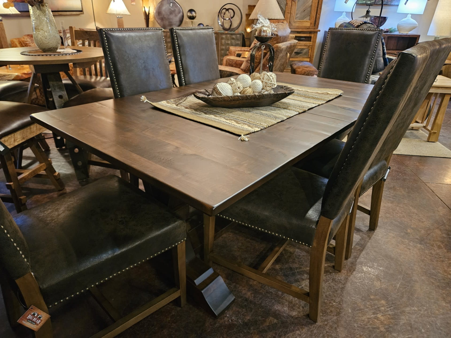 Hermie's Bowerston Dbl Pedastal Ext. Dining Table 42"x72"-108"