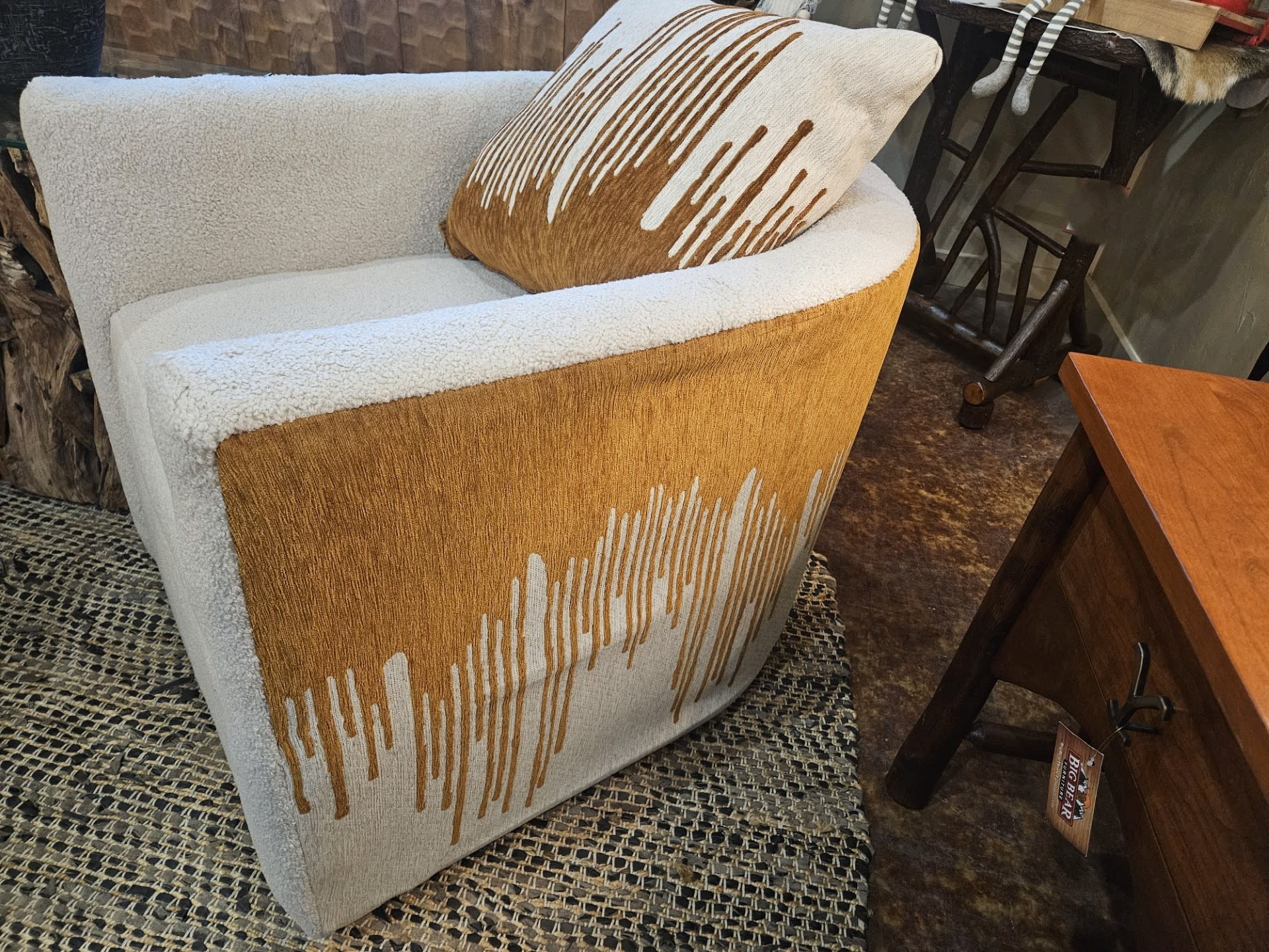 IMF 8330TS-20 Gila Chair 28L x 28H x 36D