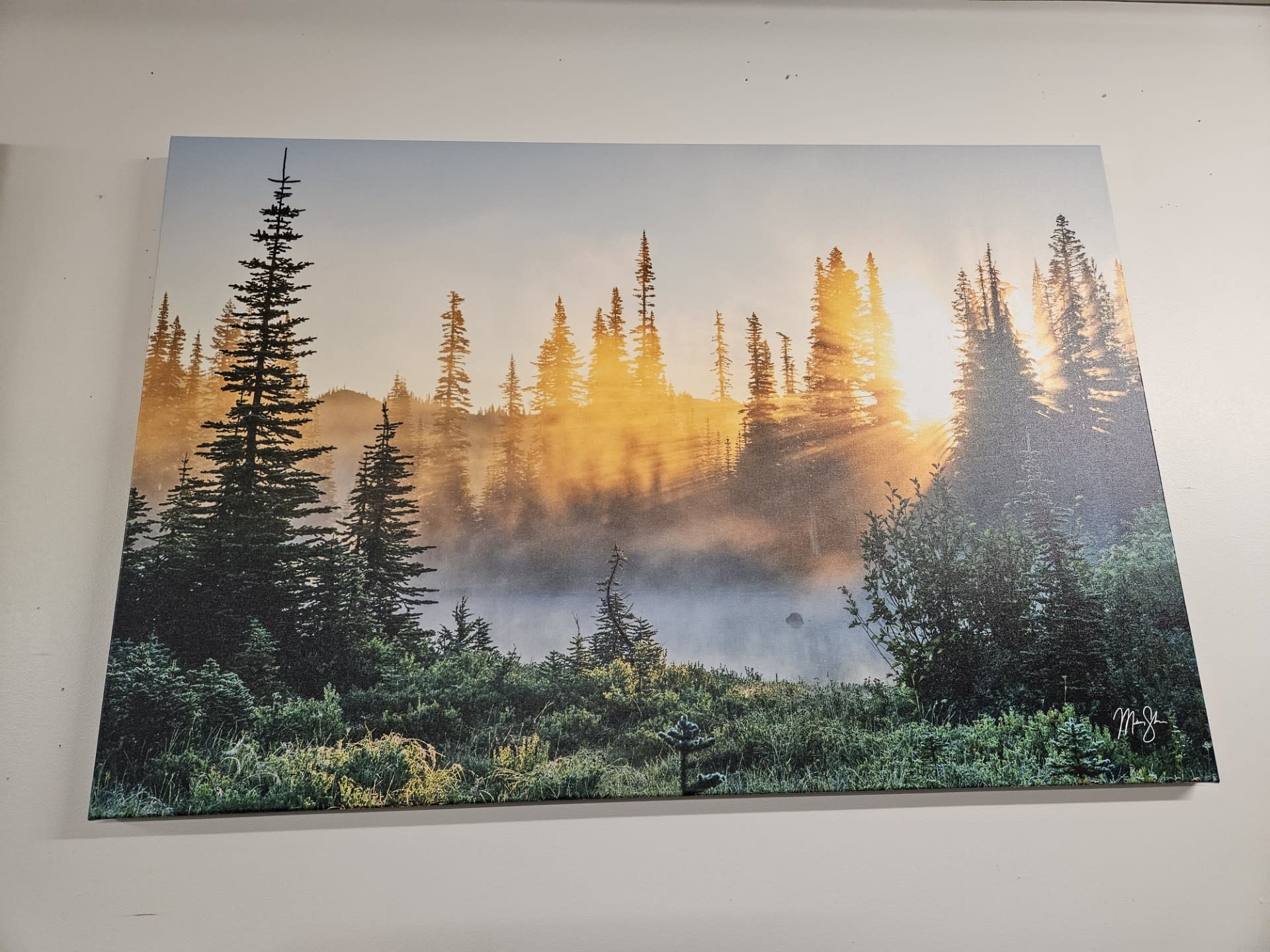 Rocky Mountain Pub Sunbeam Sunrise 36X54 Wrap