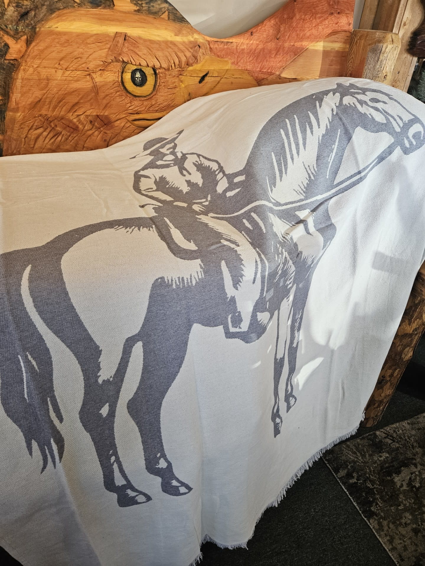 Hiend Lone Rider Chenille Jacquard Throw 50x60