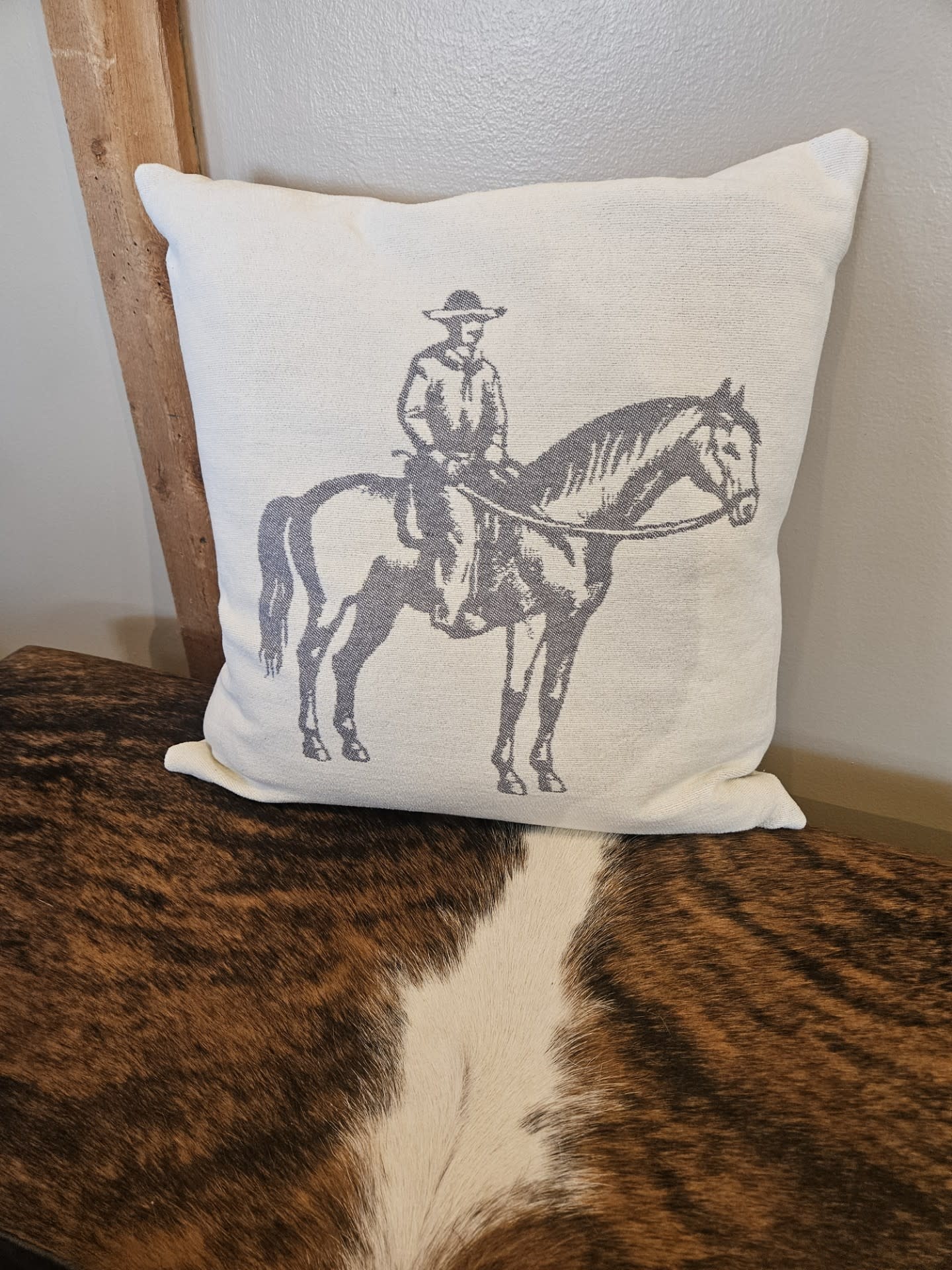 Hiend Lone Rider Chenille Jacquard Pillow 20x20